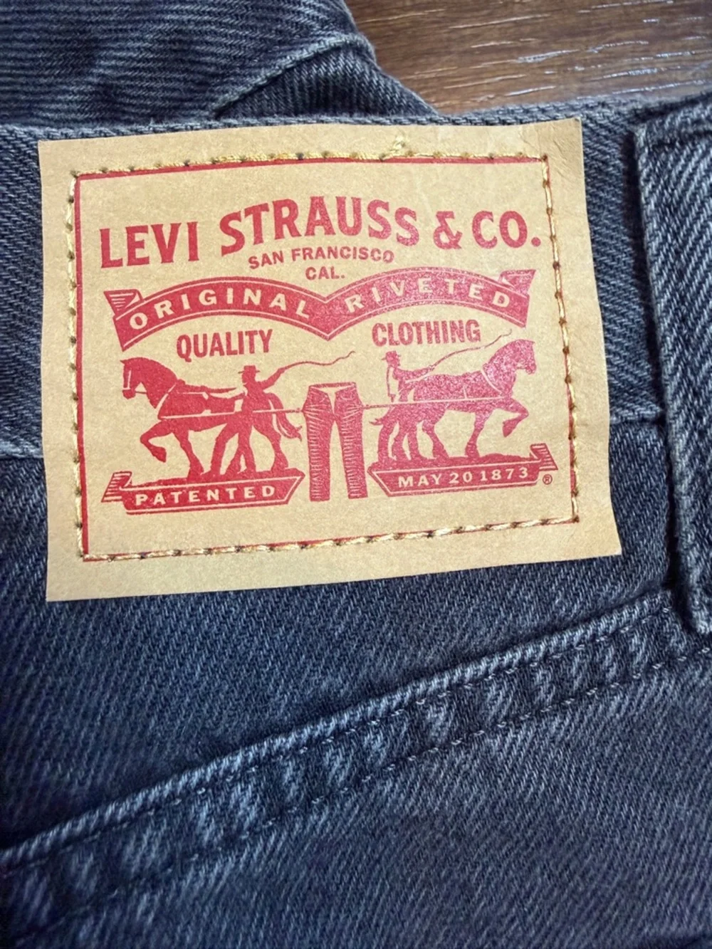 Levis classic high